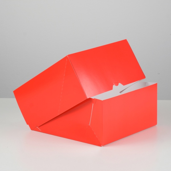 Кондитерская упаковка с окном Мусс красный 23,5х23,5х11,5 см